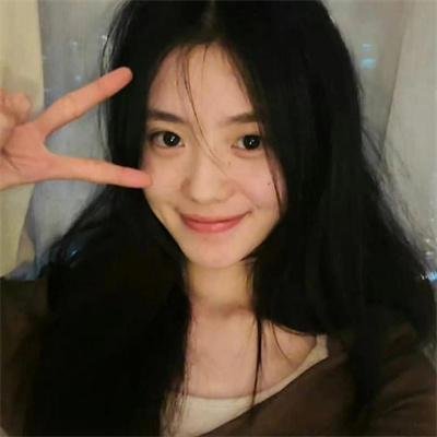 女机械人
